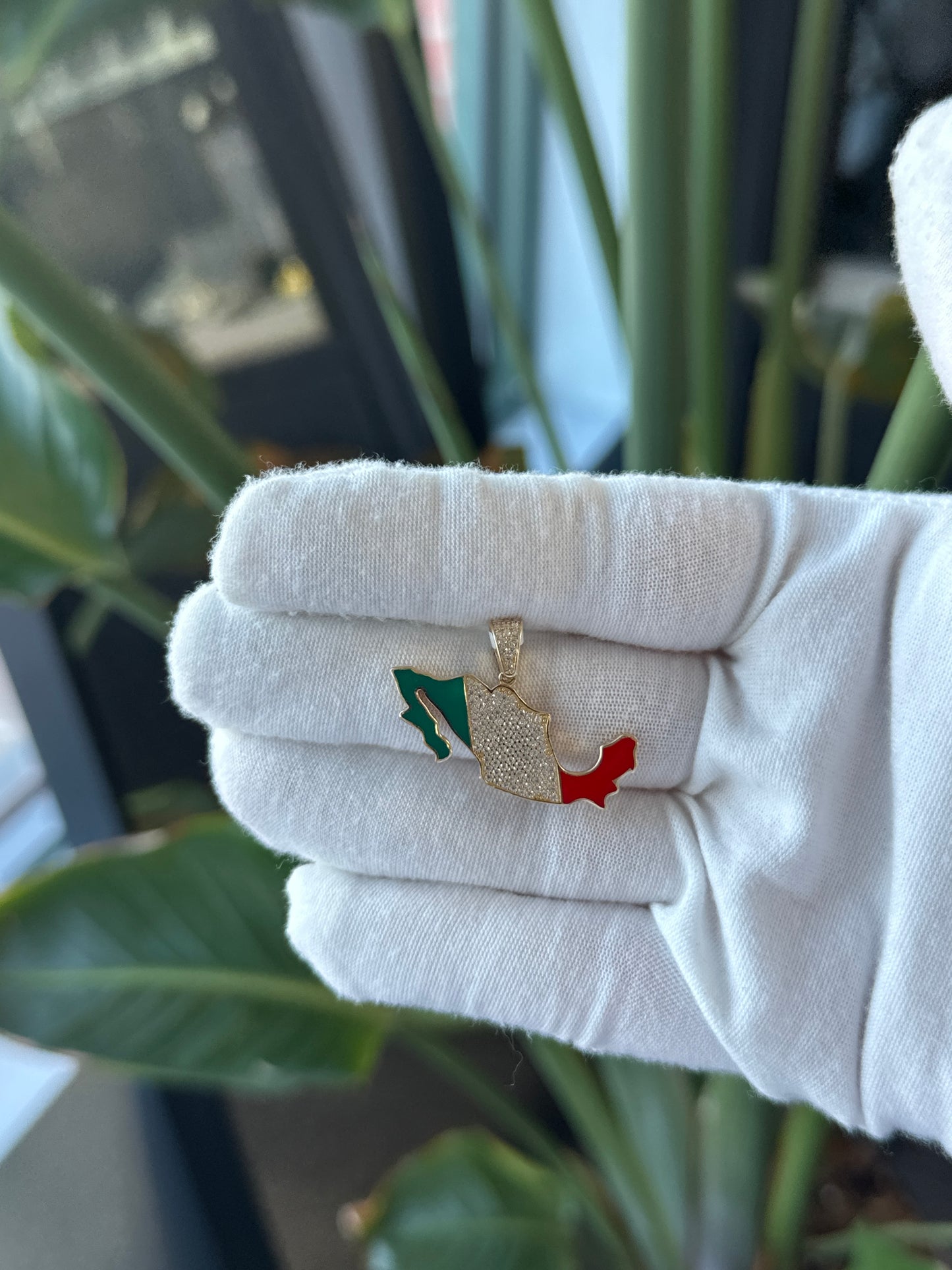 14k Yellow Gold Mexico Pendant With Cubic Zirconium - General Design Jewelers